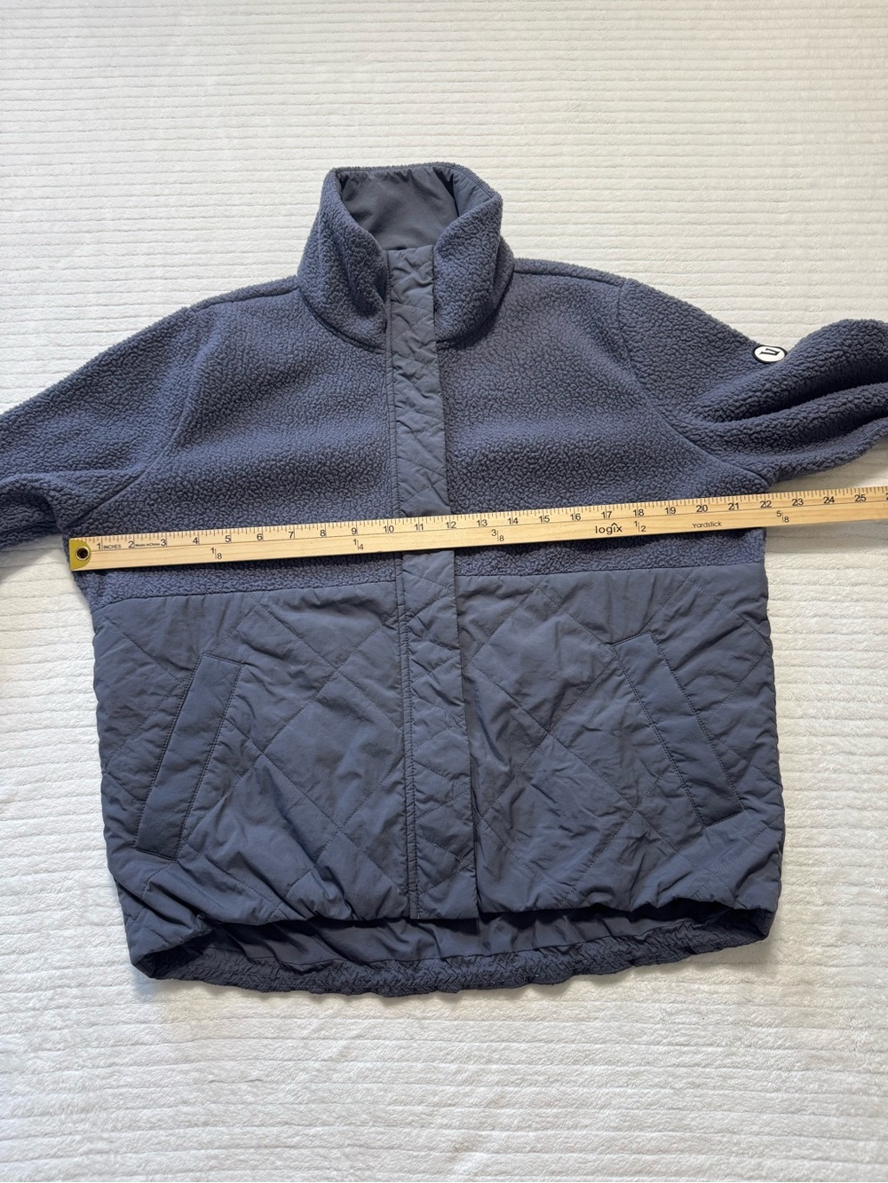 Vuori Quilted Panel Sherpa Jacket - Charcoal - Picture 3 of 12